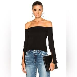 Alexis Lindes Off-The-Shoulder Three-Quarter Sleeve Top Size: M